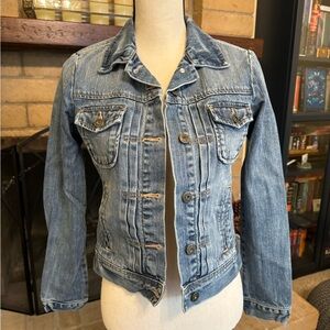 GAP Jeans 100% Cotton Classic Denim Blue Jean Jacket - XS